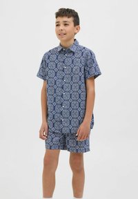 Рубашка Рубашка