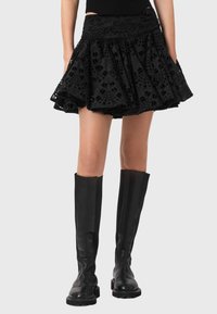 Юбка с воланами