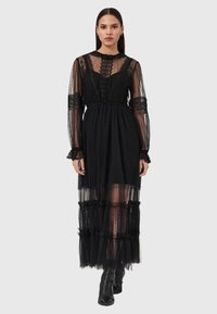 Платье макси