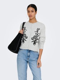 Жаккардовая вязаная кофта Жаккардовая вязаная кофта