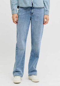 Джинсы Джинсы