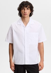 Рубашка с коротким рукавом Рубашка с коротким рукавом