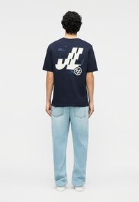 Футболка Футболка