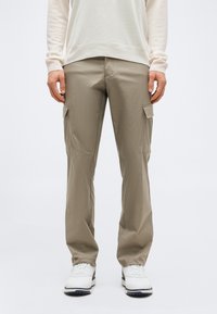 Спортивные штаны