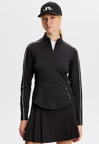 Спортивная толстовка