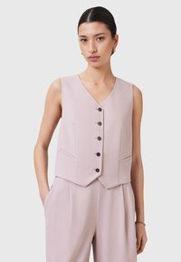 Жилет Жилет