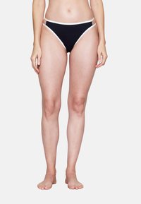 Низ от бикини