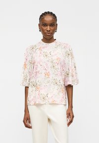 Блузка Блузка