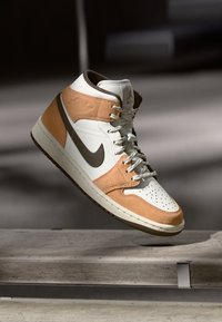 Высокие кеды Высокие кеды