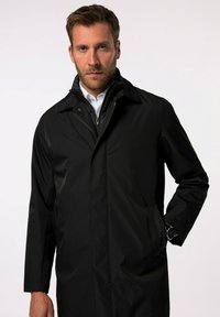 Короткое пальто Короткое пальто