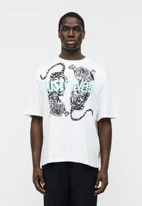 Футболка Футболка