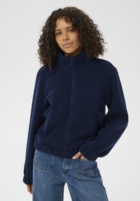 Флисовая куртка