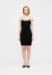 Короткое платье