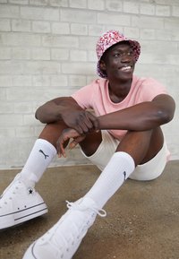 Шляпа Шляпа