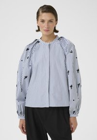 Блузка Блузка