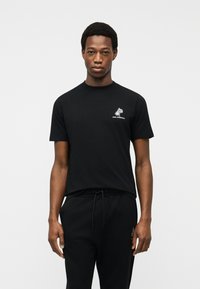 Футболка Футболка