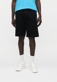 Шорты Шорты