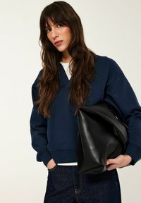 Толстовка Толстовка