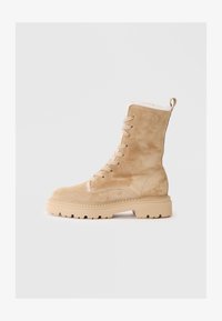 Ботинки Ботинки