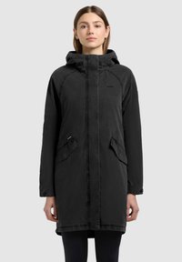 Короткое пальто Короткое пальто