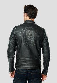 Кожаная куртка Кожаная куртка