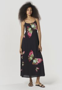 Летнее платье