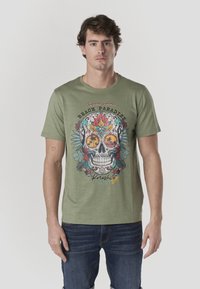 Футболка Футболка