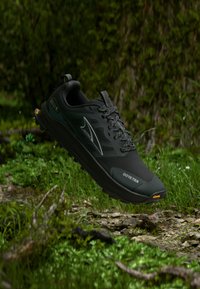 Беговые кроссовки