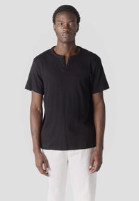 Футболка Футболка