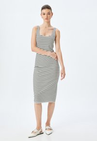 Пляжное платье Пляжное платье