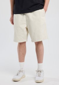 Шорты Шорты