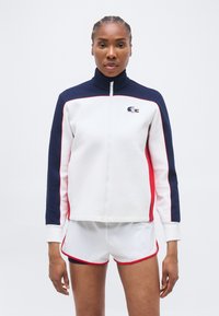 Спортивная куртка