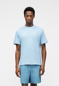 Футболка Футболка