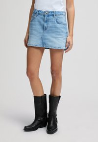 Джинсовая юбка Джинсовая юбка