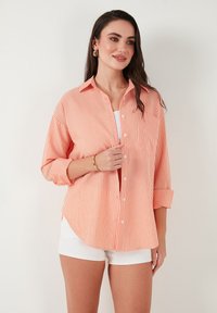 Блузка-рубашка