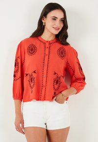 Блузка-рубашка