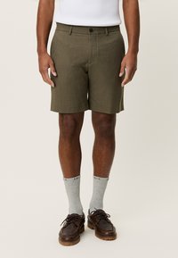 Шорты Шорты