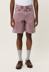 Шорты Шорты