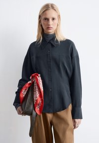 Блузка-рубашка