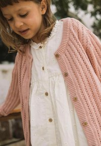 Вязаная кофта