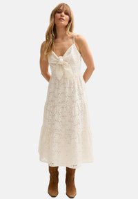 Летнее платье