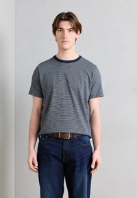 Футболка Футболка