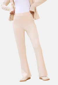 Спортивные штаны Спортивные штаны