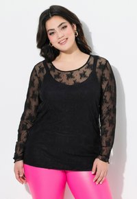 Кружевная блузка Кружевная блузка