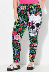 Спортивные штаны