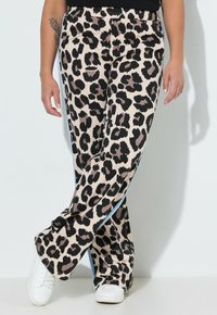 Спортивные штаны