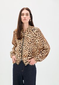 Блузон Блузон