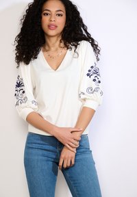 Майка с рукавом три четверти Майка с рукавом три четверти