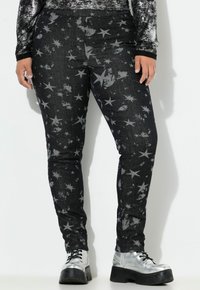 Узкие джинсы Узкие джинсы