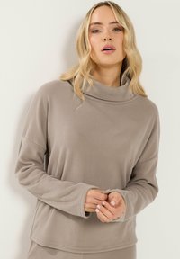 Водолазка Водолазка